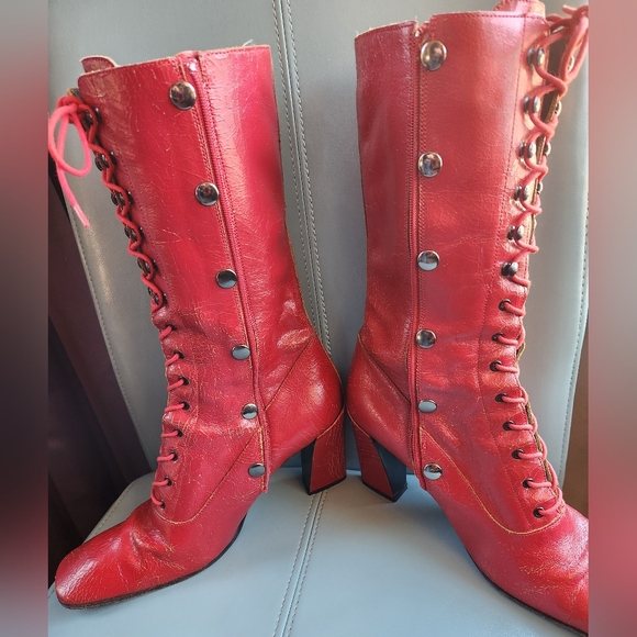 MIU MIU Vtg 1999 2000 Red Crackle Leather Olive Texture Lace Up Grannycore Boots - Picture 5 of 16